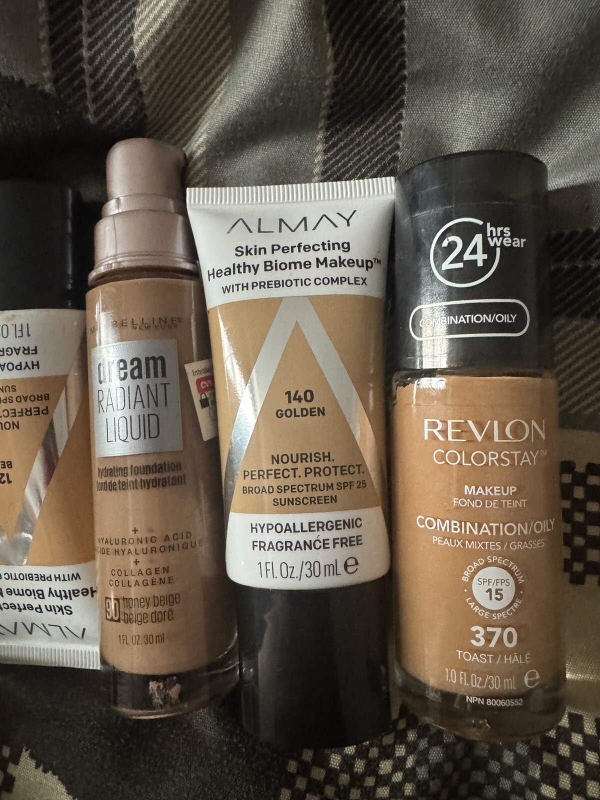Lot Of Revlon, Neutrogena, Covergirl ,maybelline 12 Pieces