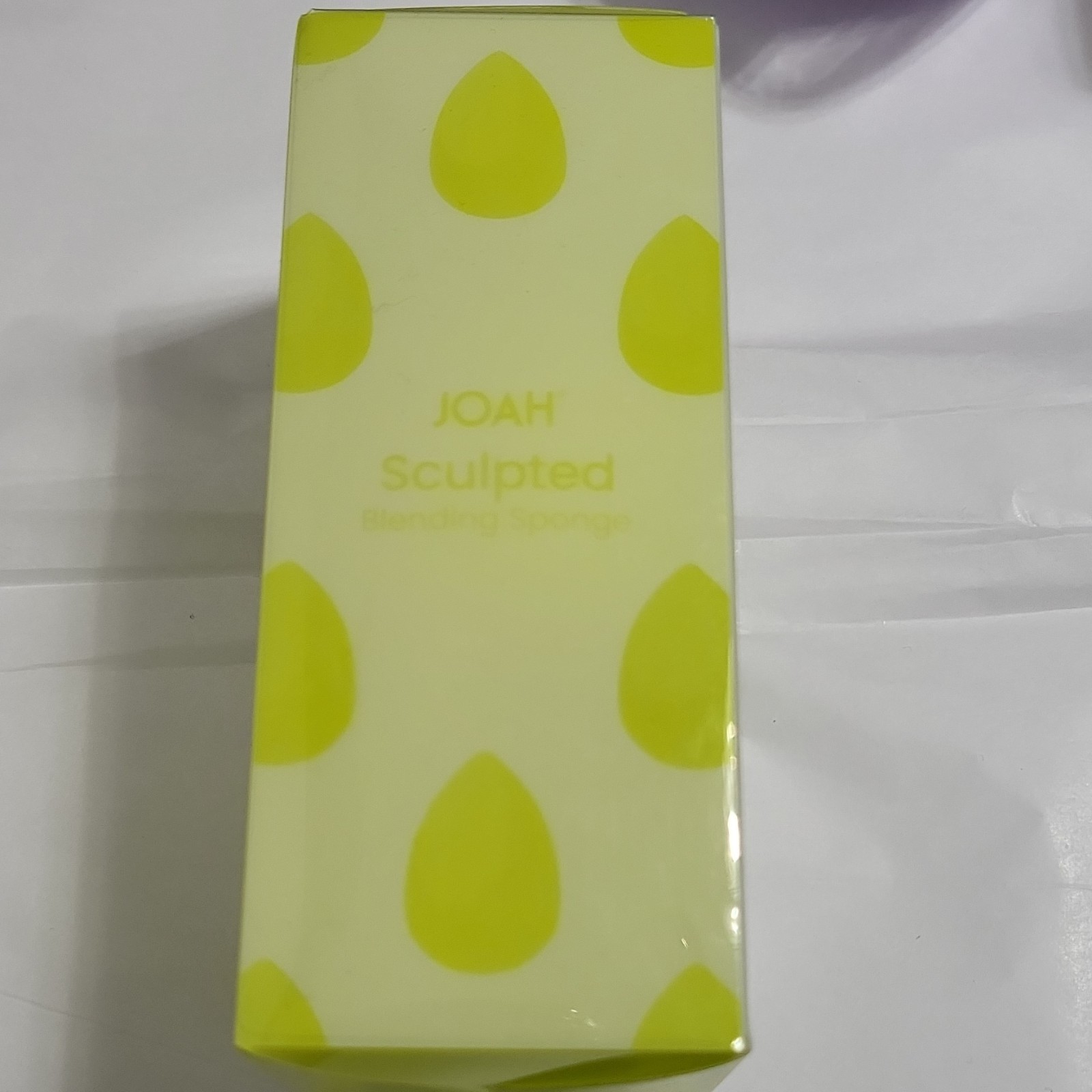 1 JOAH , 1 SONIA KASHUK and 2 SASSY + CHIC Makeup Blenders