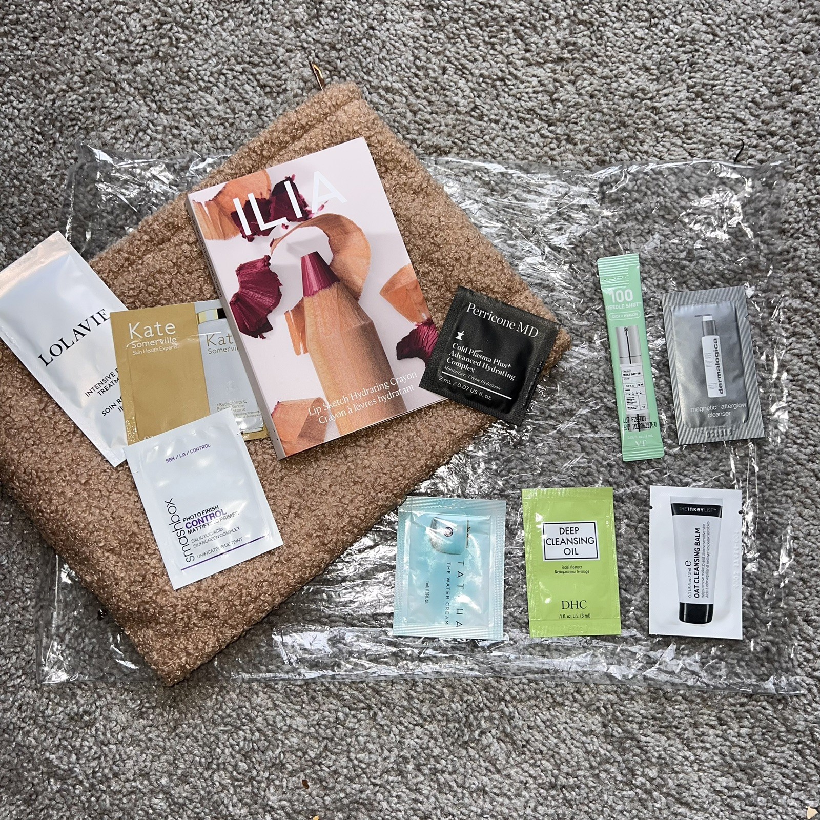 Beauty Bag With Sample Size Women’s Skin Care, Hair Care, Makeup Products