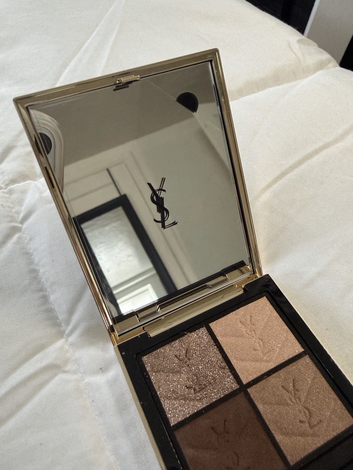 Make Up