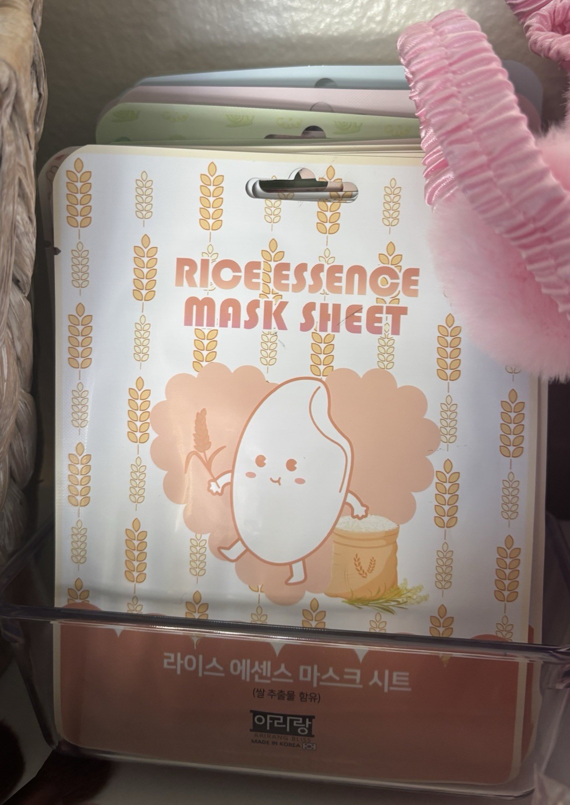 Mystery scoops of makeup, skin care and accessories