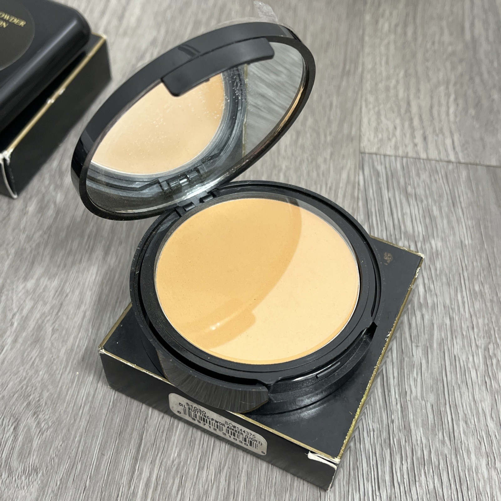 Flori Roberts Makeup Lot Discontinued Shades Foundation, Pressed Powder Lipstick