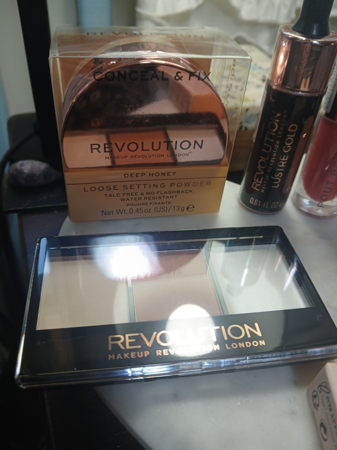 Makeup Revolution lot 7 Pc Peachy Pout Bomb Light Contour Matte Rush Blush +more