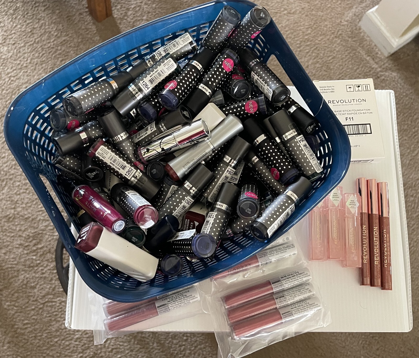 Mixed Makeup Wholesale Lot!! Revolution, BH, Joah, Revlon and More!!! 💄