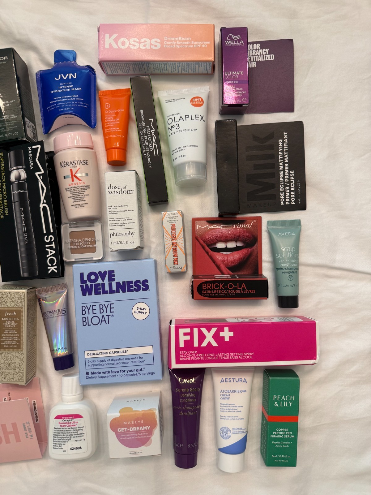 Huge Lot 65+ Beauty Skincare Makeup Haircare Deluxe Samples New
