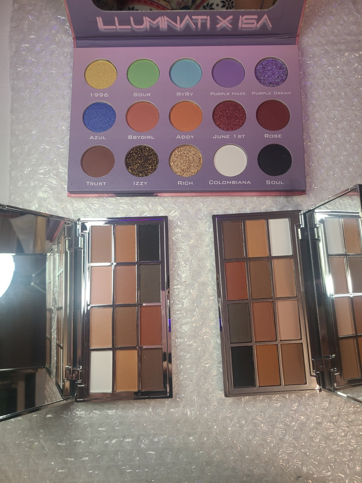 Wholesale MAKEUP Lot Eyeshadow Bundle Lot of 3 PCS