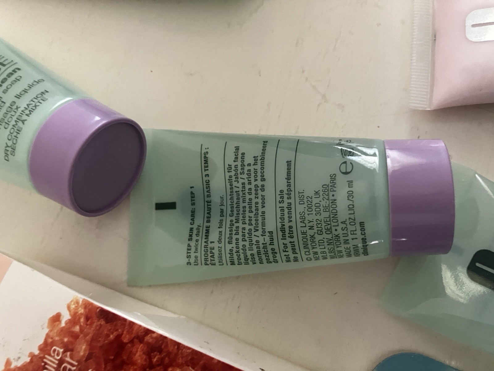 Clinique Beauty Lot (20+ New Clinique items) + few bonus brands added on