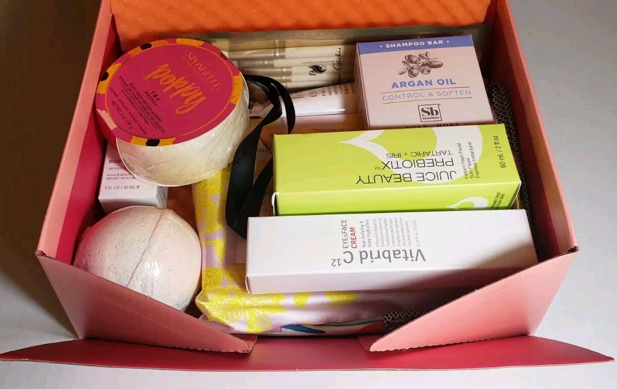 Ipsy Makeup Beauty Bundle Box – Macy’s Sephora Ulta Refreshment Luxe C12 Argan
