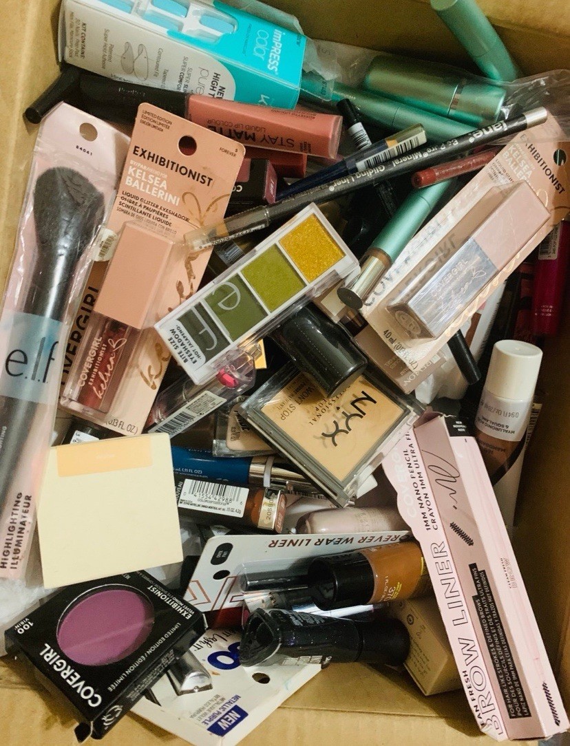 120 pcs Wholesale Mixed Makeup Lot Milani L’Oréal Nyx Revlon Mally CoverGirl …