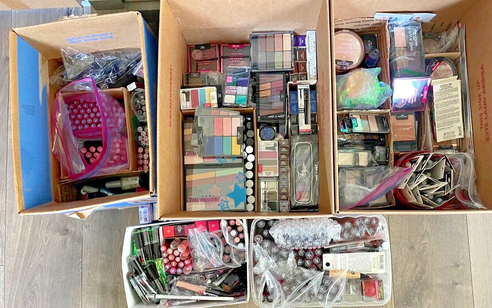 NAME BRANDS 100 MIXED MAKE UP PRODUCTS TOOLS BEAUTY STORE FINDS-50 TO 90% SEALED