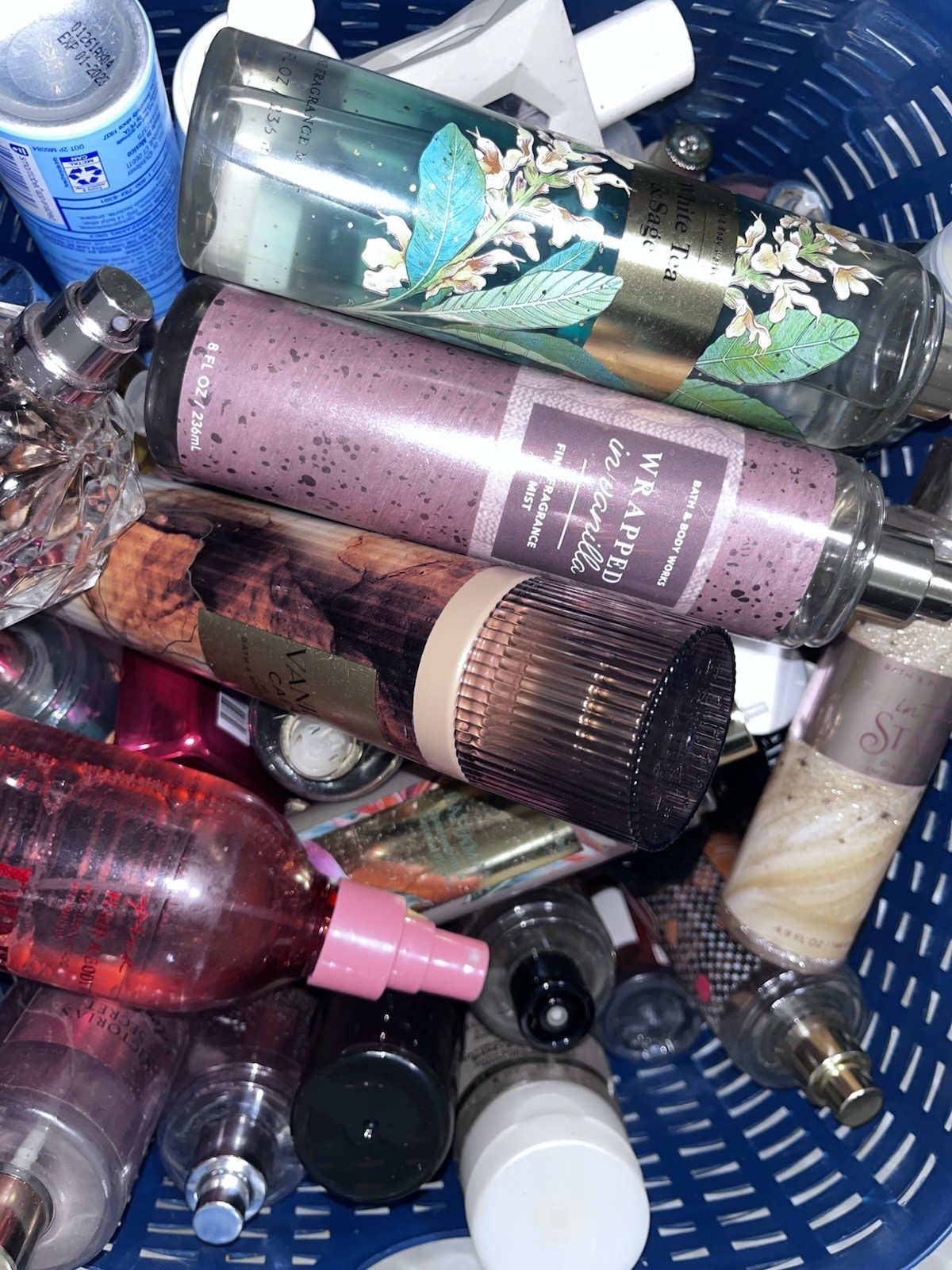 Beauty Mystery Box – 15 +5Makeup Items | Elizabeth Arden, Revlon, Almay & More