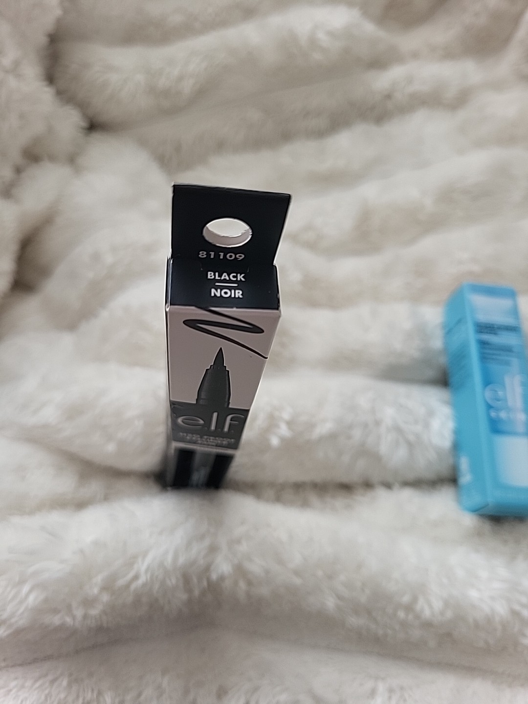 E.L.F. Beauty Products Lot Waterproof Eyeliner Pen Black Thirst First Drops Skin
