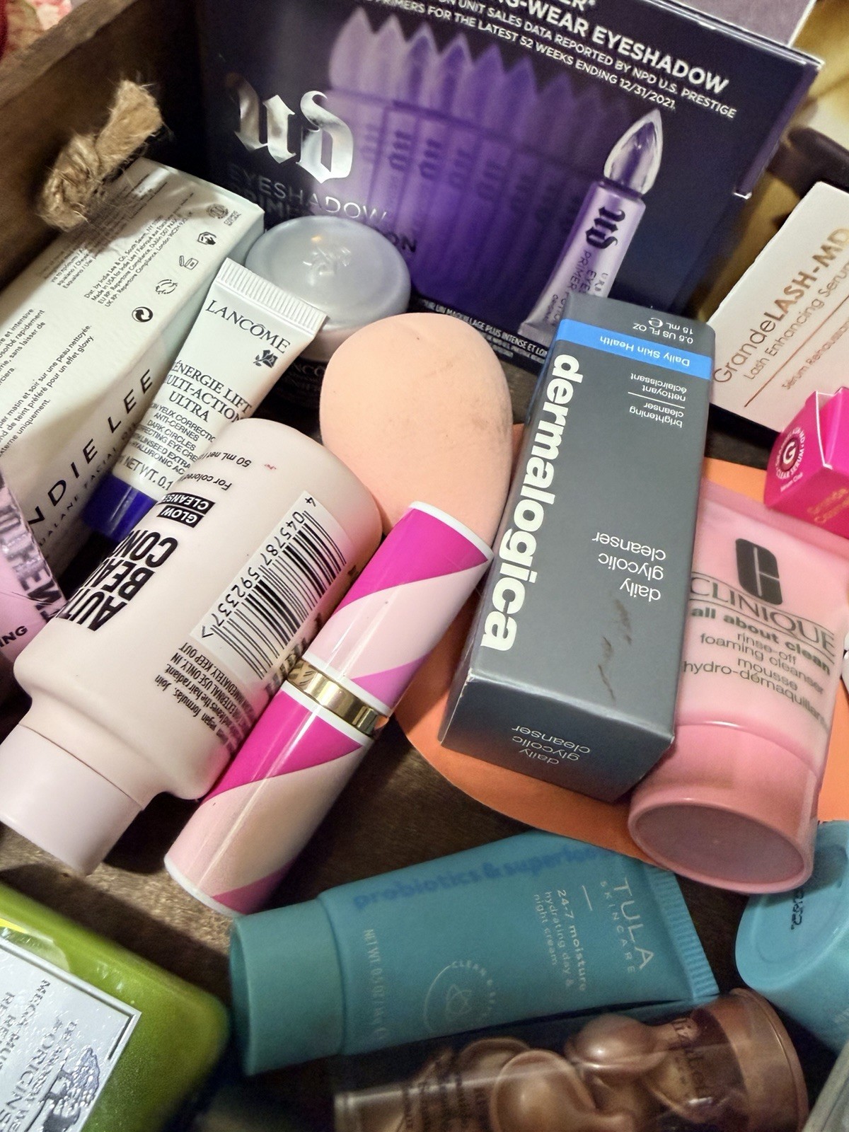 Lot 20 Deluxe / Travel Size Hair,Skin Care, Makeup Beauty Product Samples Bag OO