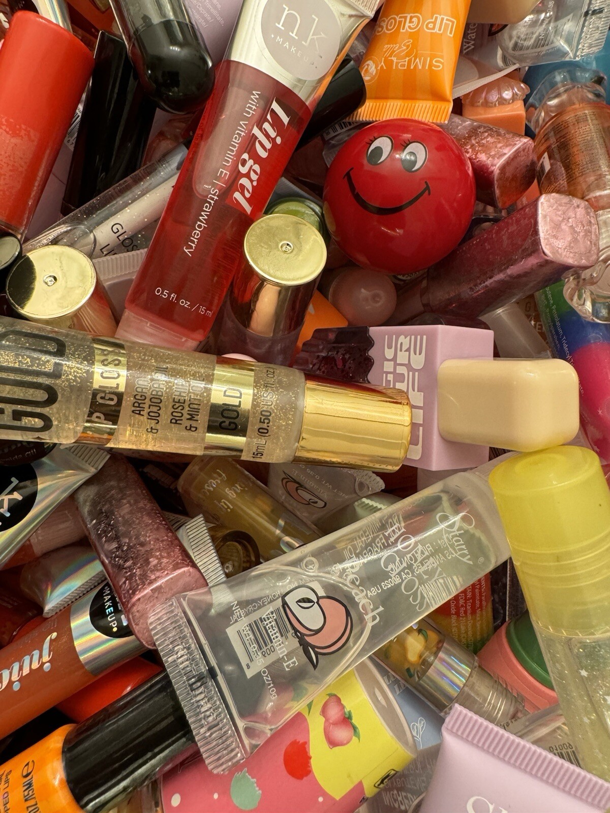 Mystery Lip Gloss Scoop, Mix Of 25 New Lipglosses w/Makeup Bag, Lip Care
