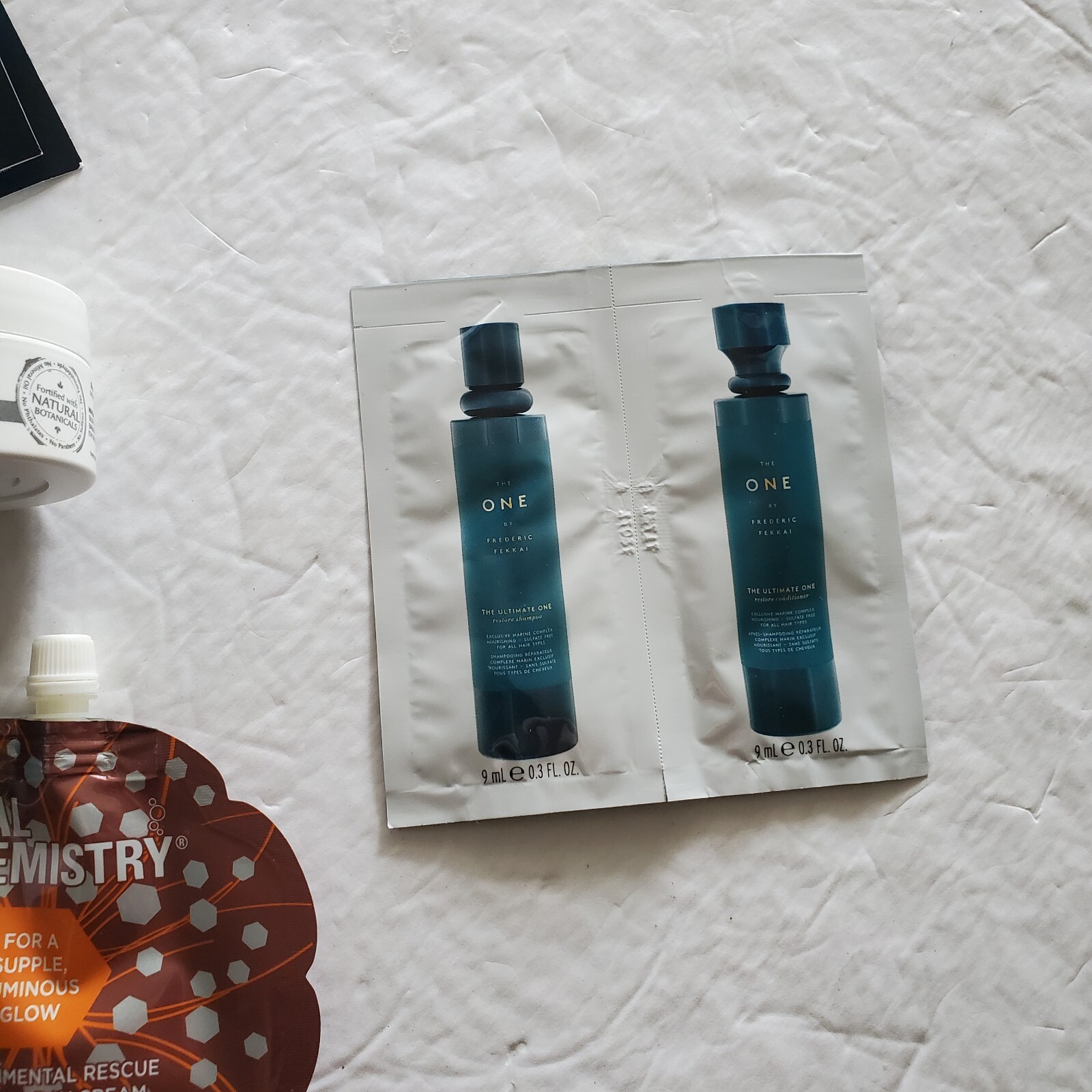 Lot of 20+ Deluxe/Travel/Sample Sized (Hair/Skin/Makeup/Perfume) Beauty Products
