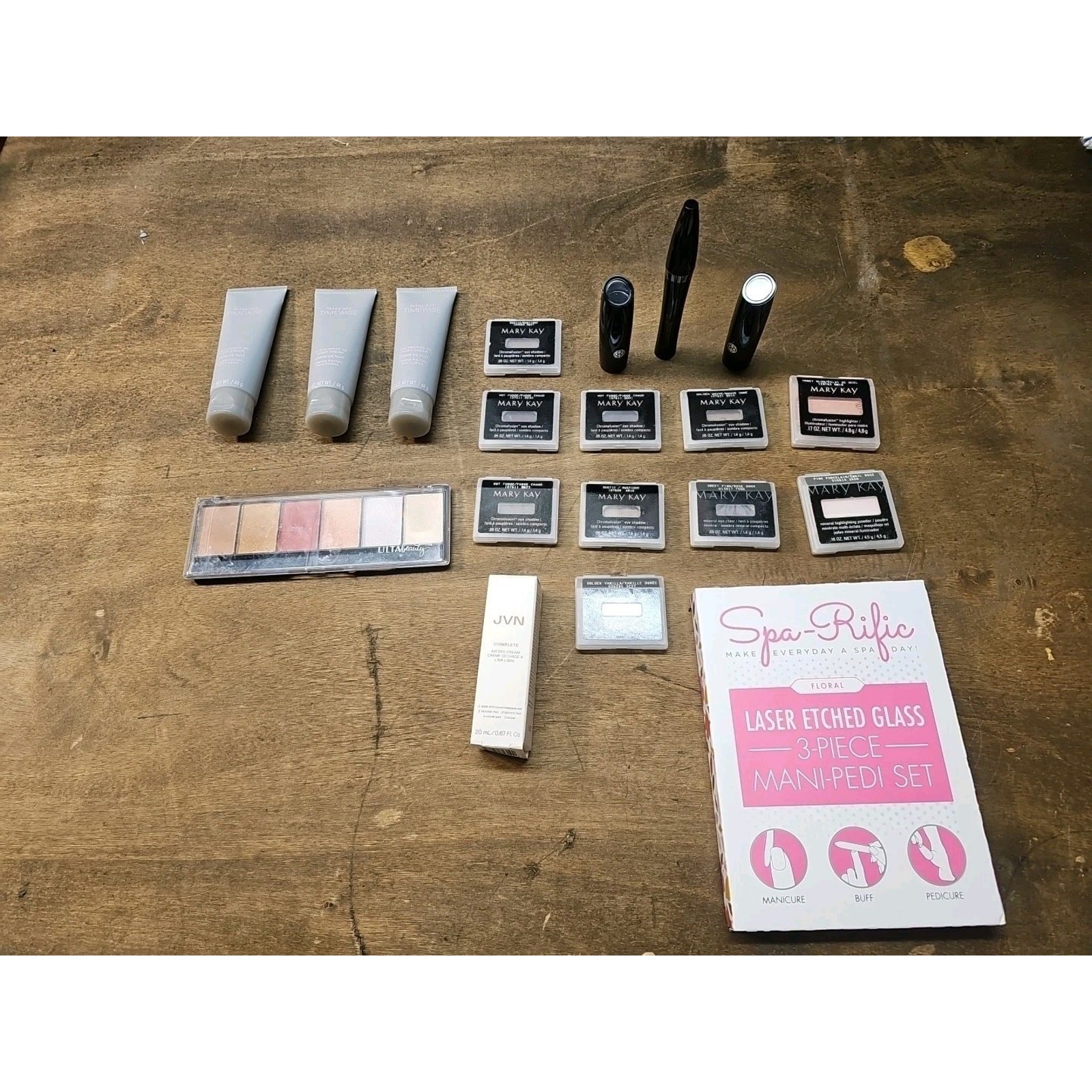 Lot of 19 High End Deluxe Skin Care, Make Up Beauty Products NIB Mary KAY JVN 🔥