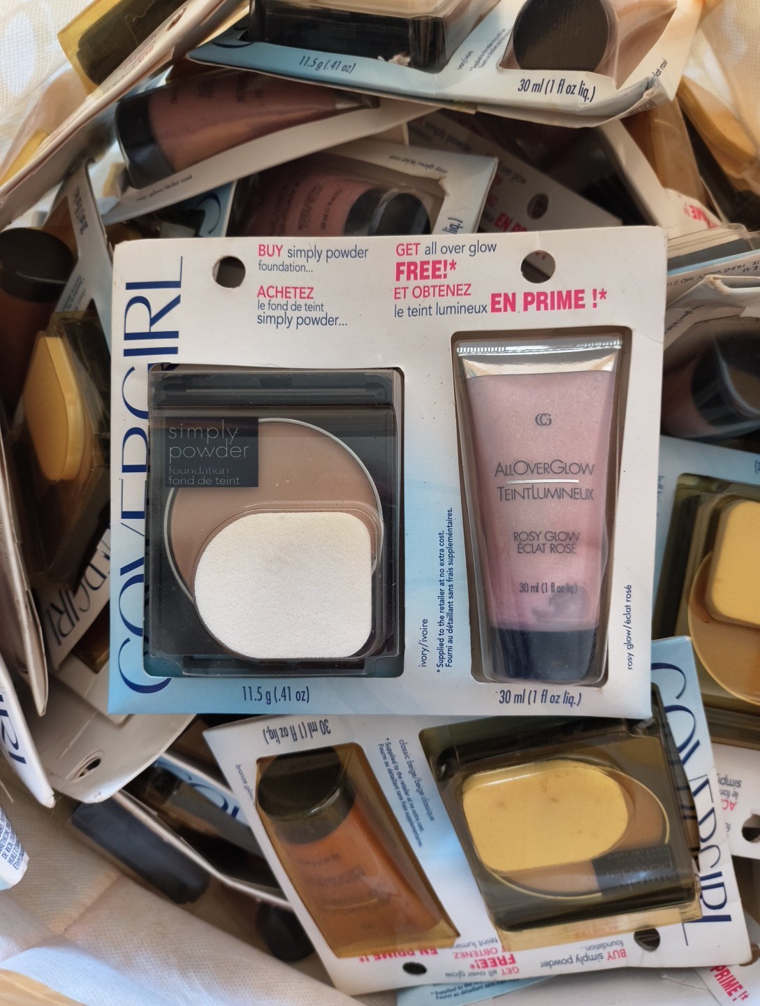Huge High End Makeup Lot 4 CoverGirl Powder & Highlighter Kits READ