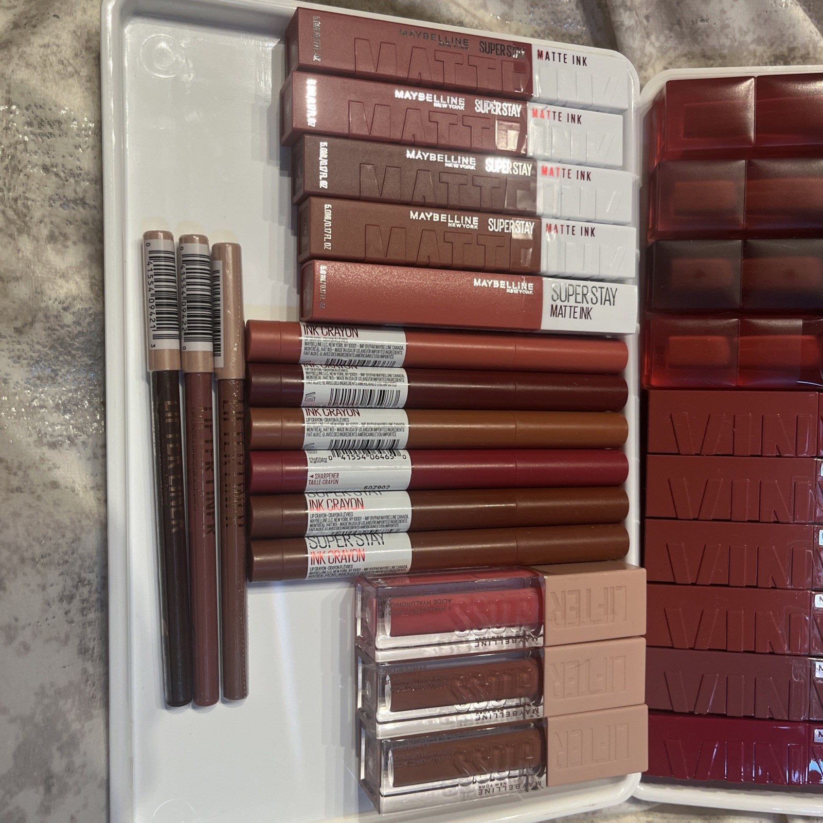 NEW Maybelline Lip Makeup Lot 29 Pc SuperStay Vinyl Matte Teddy Lifter Gloss