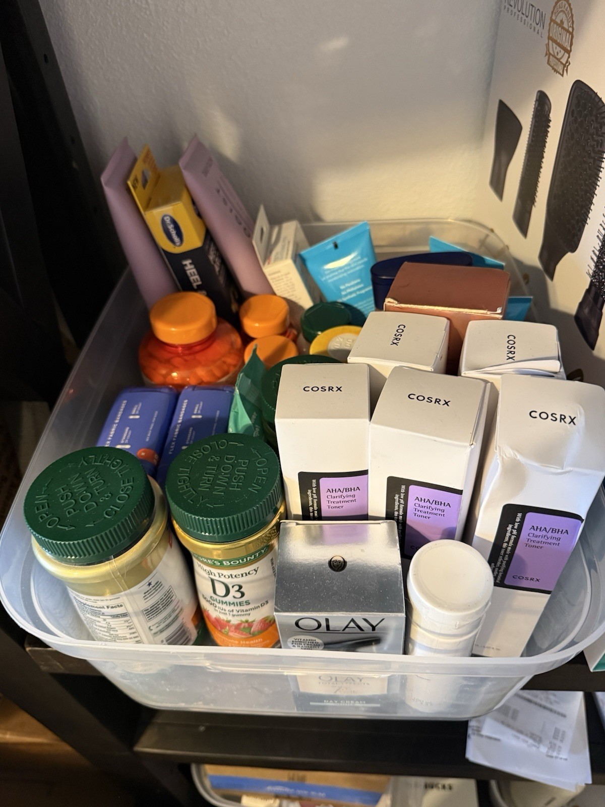 Reseller Health & Beauty Lot 490 Piece Bundle