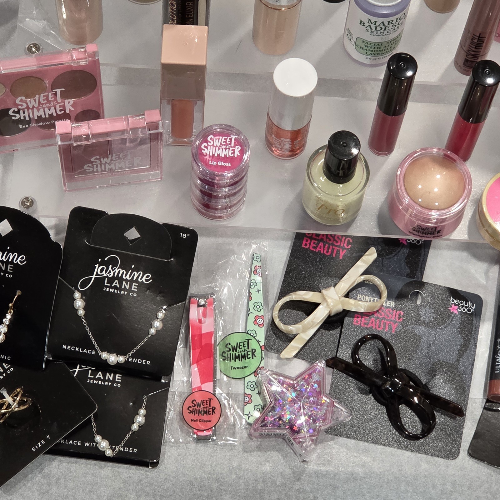 11 pc Mixed MAKEUP BEAUTY Lot Cosmetic Bundle Lots Skin , Self Care Cosmetics