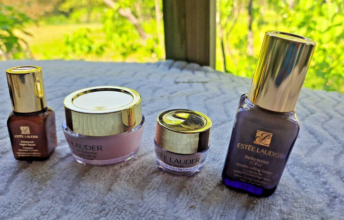 Makeup Lot: Estee Lauder, Wet N Wild , ReVolution, Plus Pre-owned brushes