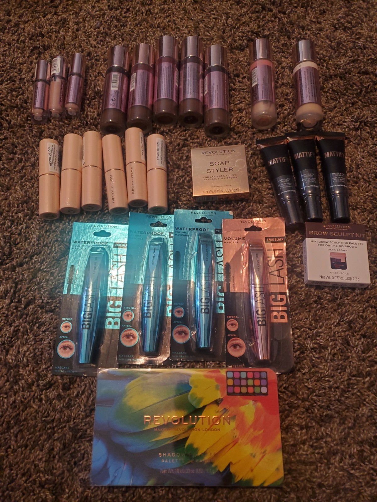 Makeup Revolution Makeup Lot Foundation Concealer Mascara