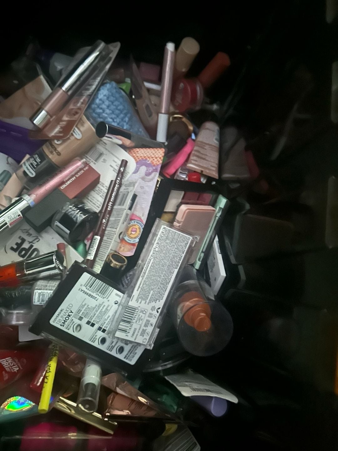 Large Assorted Makeup Beauty Product Lot Tarte Covergirl, revlon etc