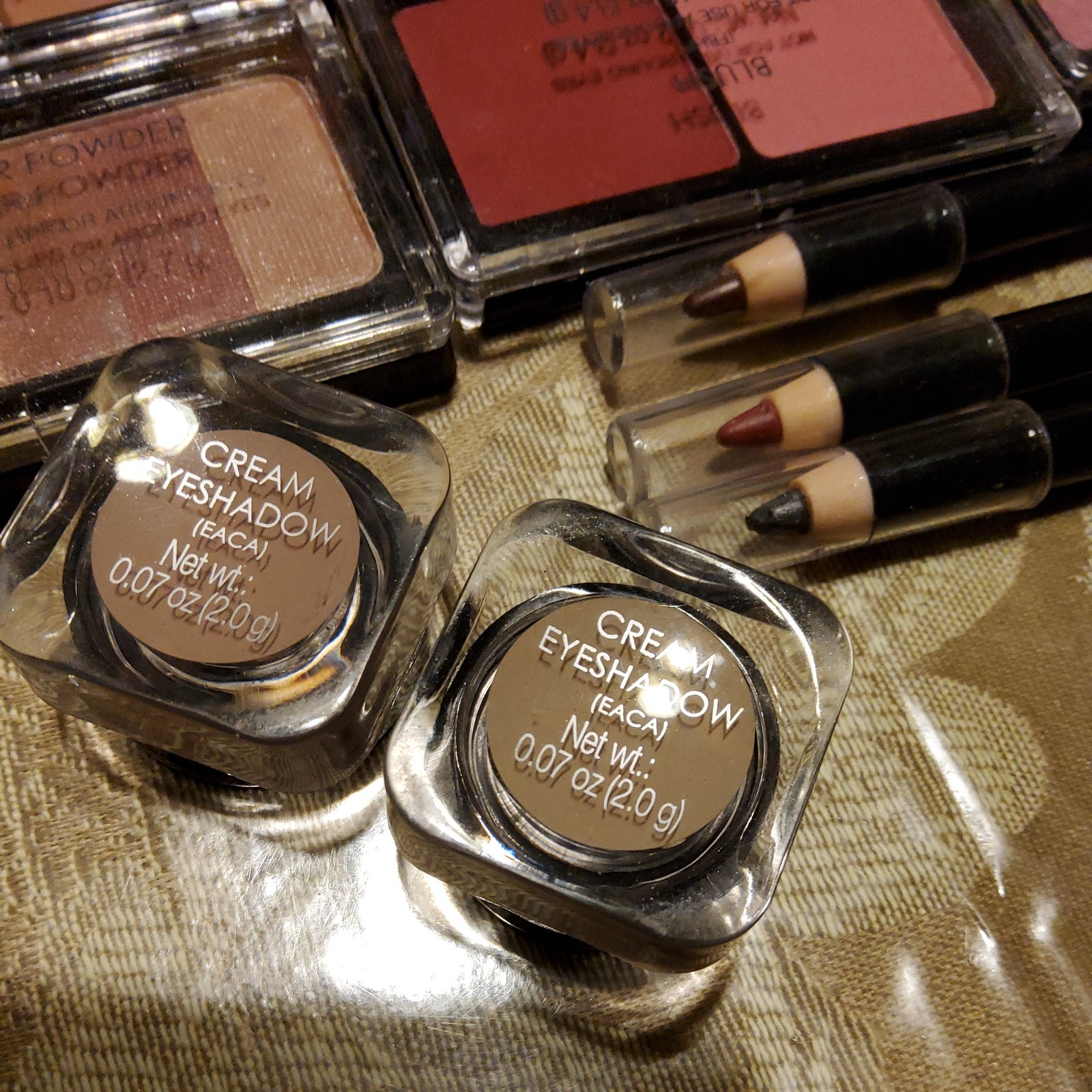 Wholesale Mixed MAKEUP SKIN BEAUTY lt lip eye shadow line bronzer blush