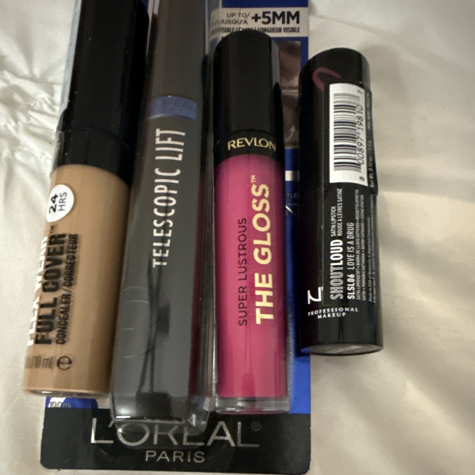 Revlon ColorStay Concealer, L’Oréal Telescopic Lift, NYX Smooth Whip, Full/Trav