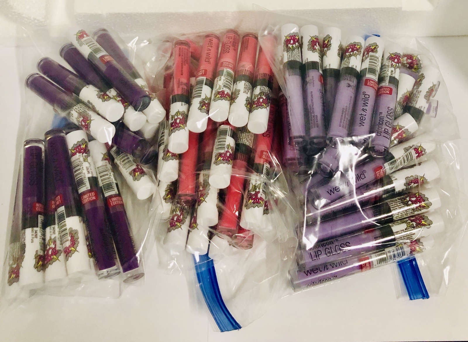 2,647 BRAND NEW PIECES of Jordana & Wet N Wild Makeup Lot RETAIL FOR OVER $10k