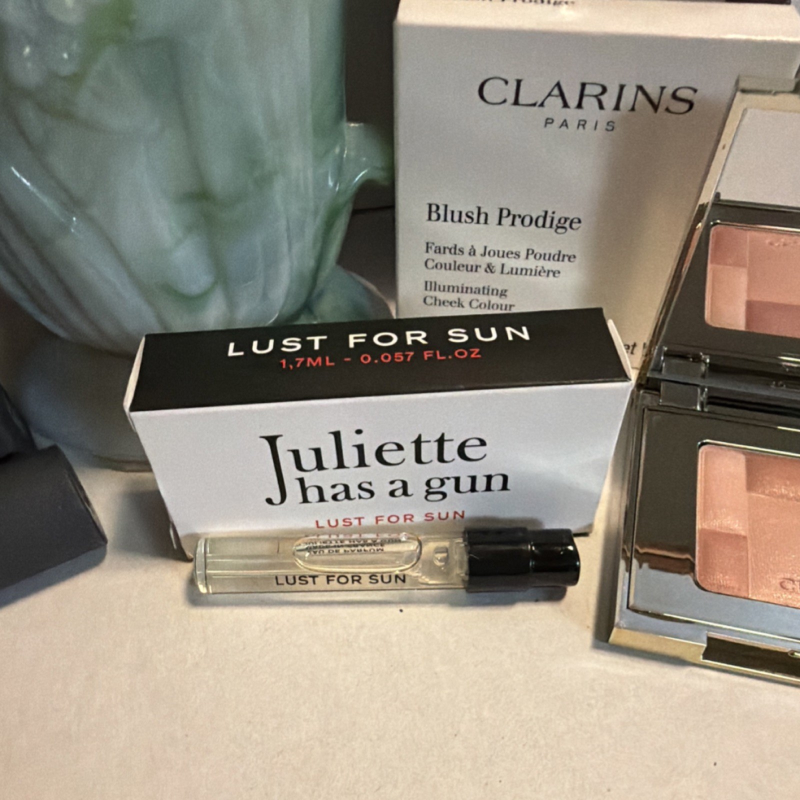 Tarte, Clarins, Mally, Juliette has a gun cosmetic lot of 7
