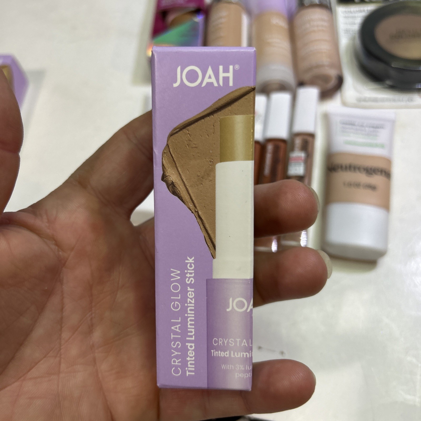 Make Up Bundle Neutrogena Joah Elf Revlon Hard Candy See Photos