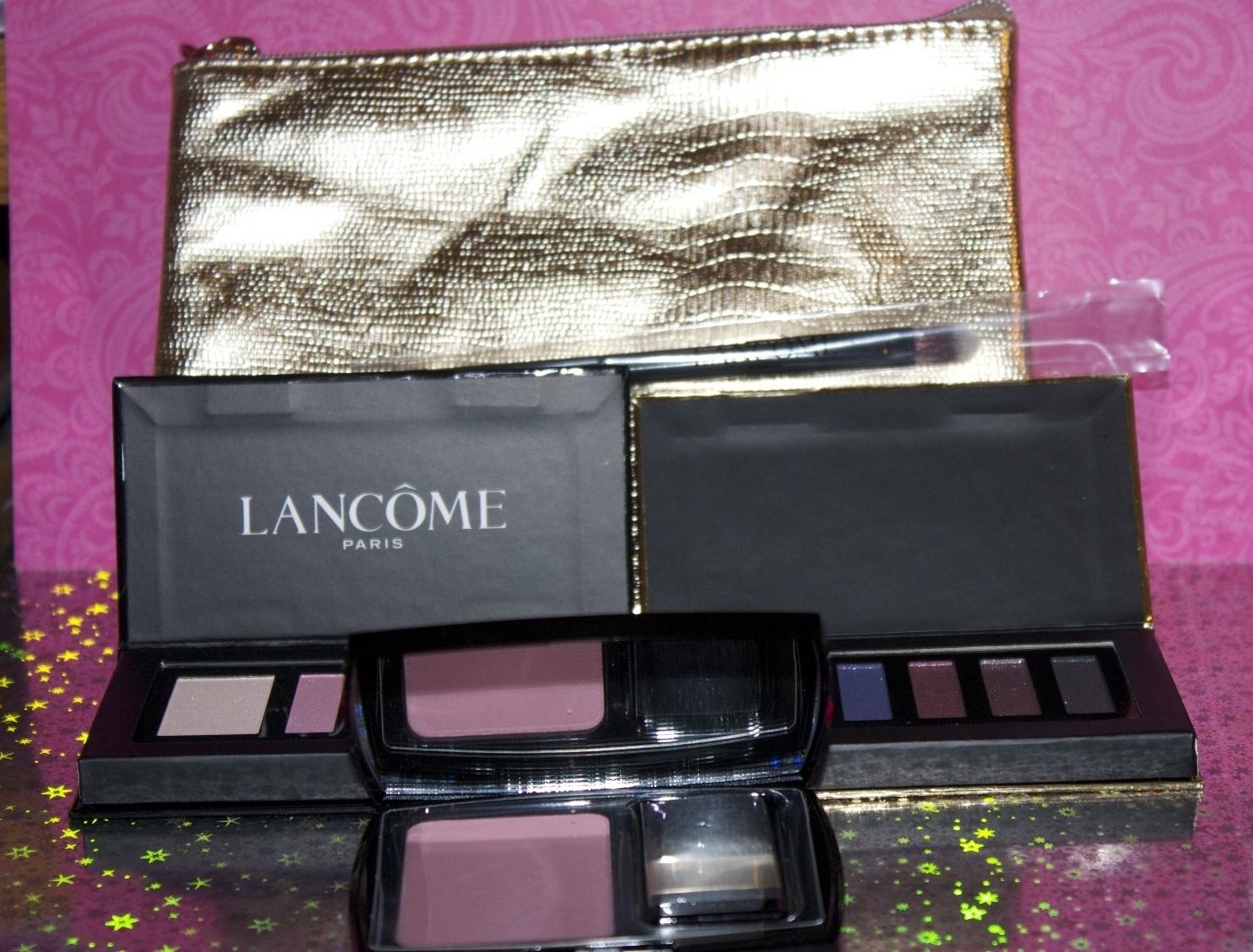 LANCOME LOT OF 5 PIECES COSMETIC BAG + 2 EYESHADOW PALETTE + BLUSH + BRUSH
