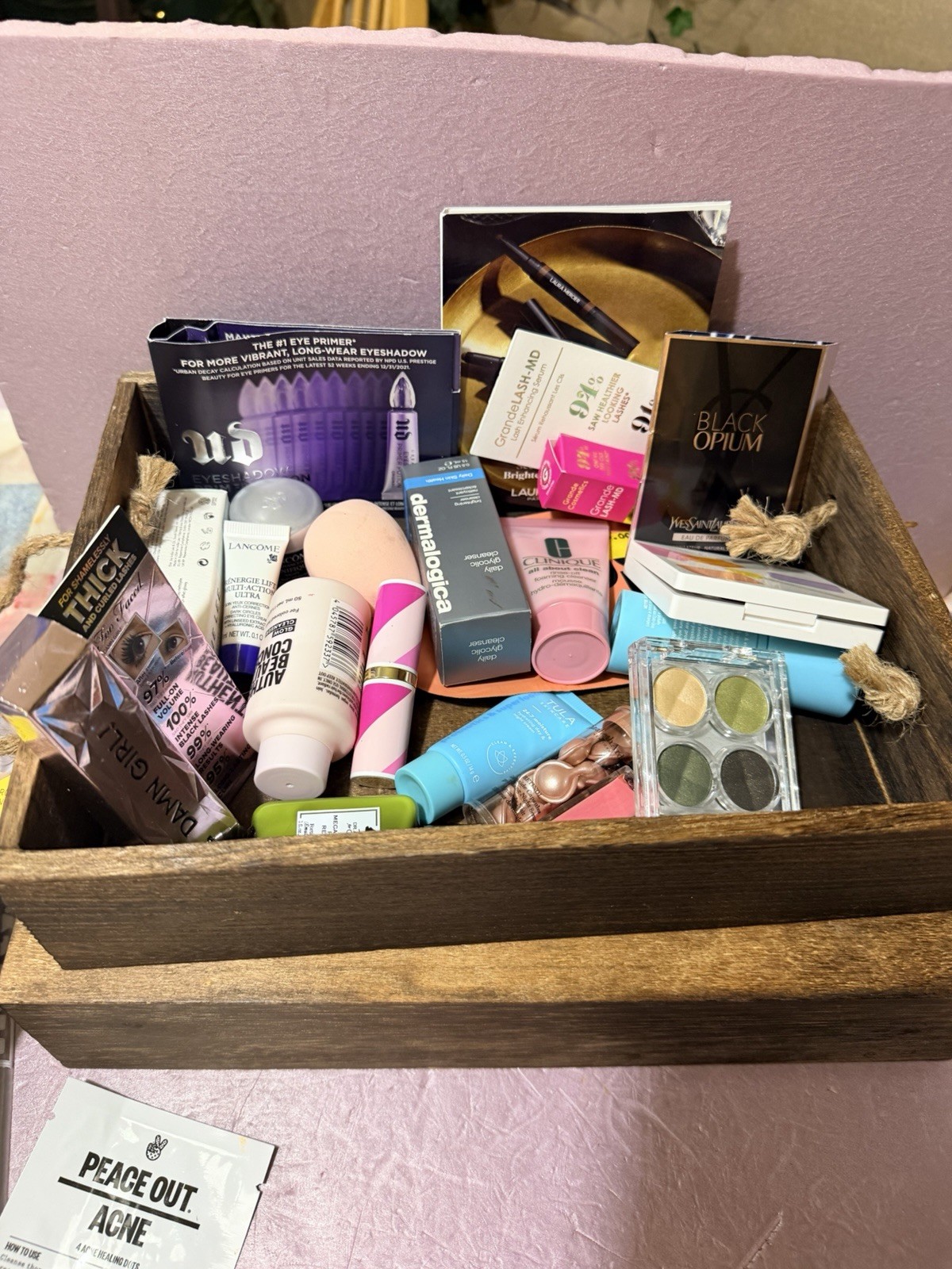 Lot 20 Deluxe / Travel Size Hair,Skin Care, Makeup Beauty Product Samples Bag OO