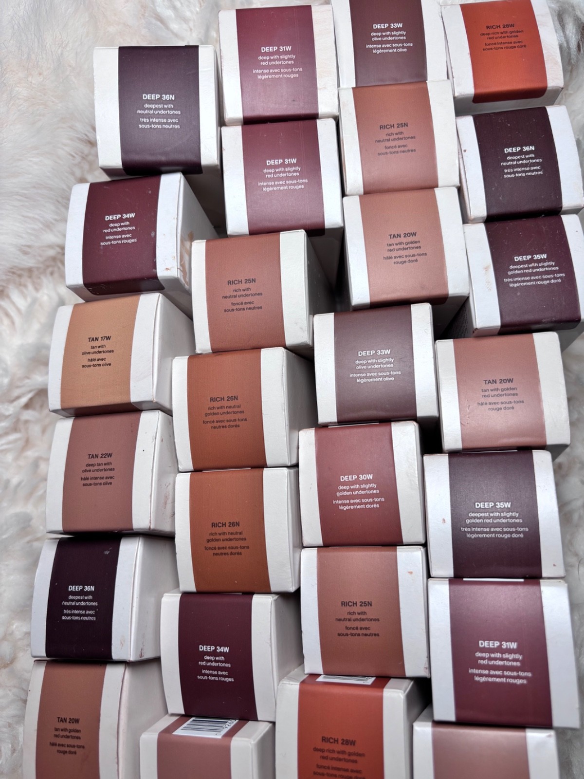 Lot of 50 morphe Lightform foundations