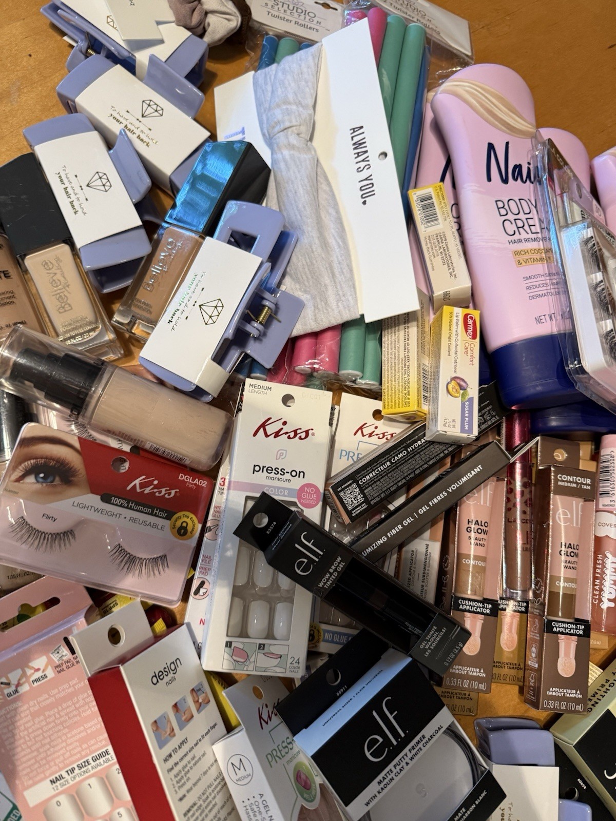 Bulk Makeup Lot, e.l.f., Kiss, L.A. ,COVERGIRL ,100pc all new resale