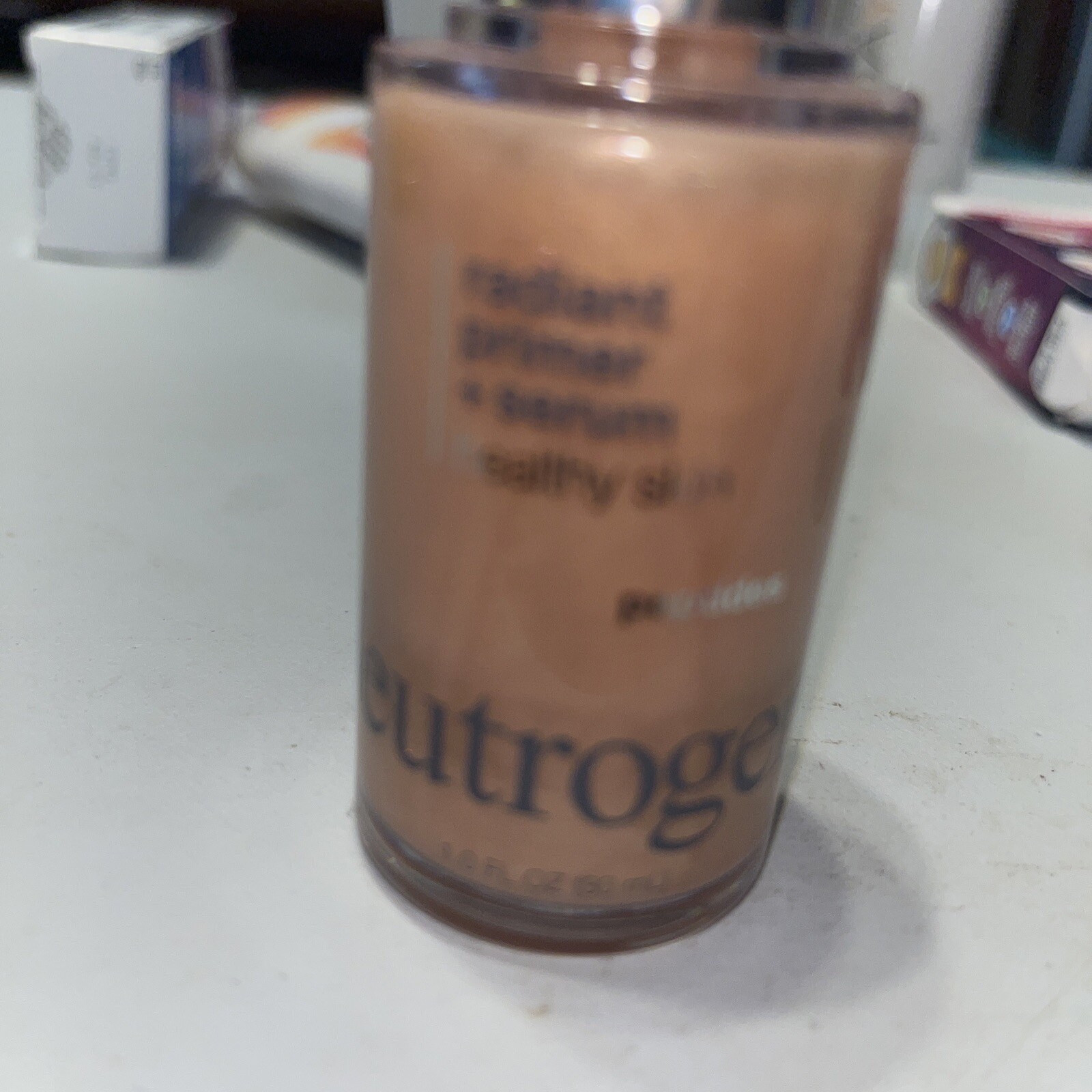 Neutrogena Radiant Primer + Serum Peptides 1oz Not Sealed