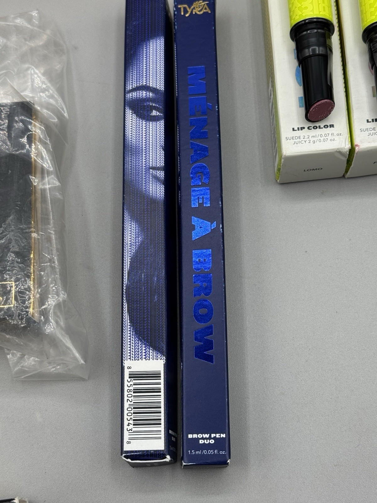 Tyra Banks discontinued make up lot of 21 ( New Old Stock, Expired See Details )