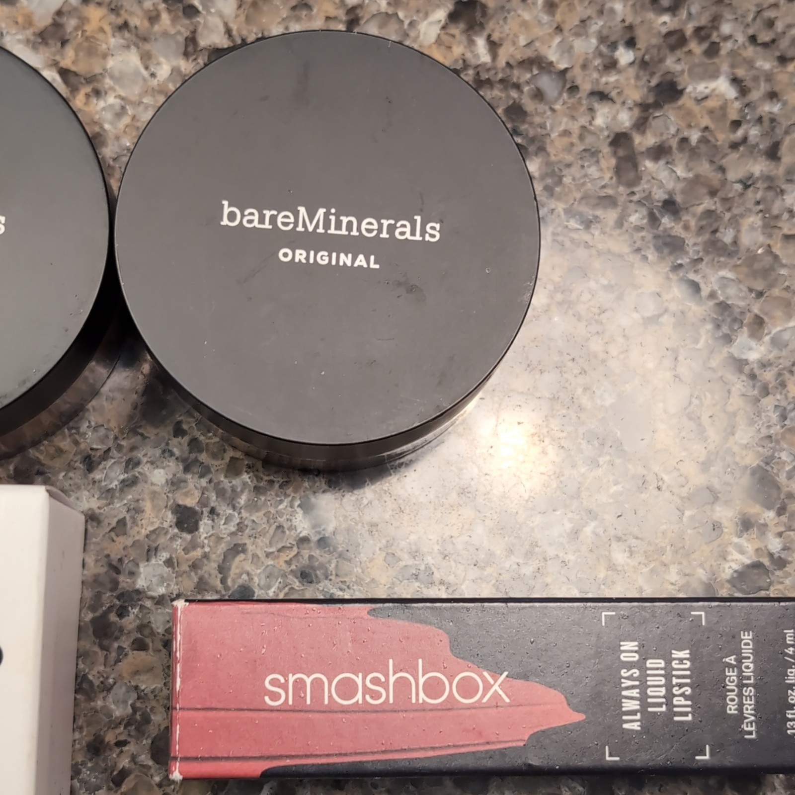 bareMinerals Original Foundation SPF 15 + Concealer + Smashbox Lip + e.l.f.