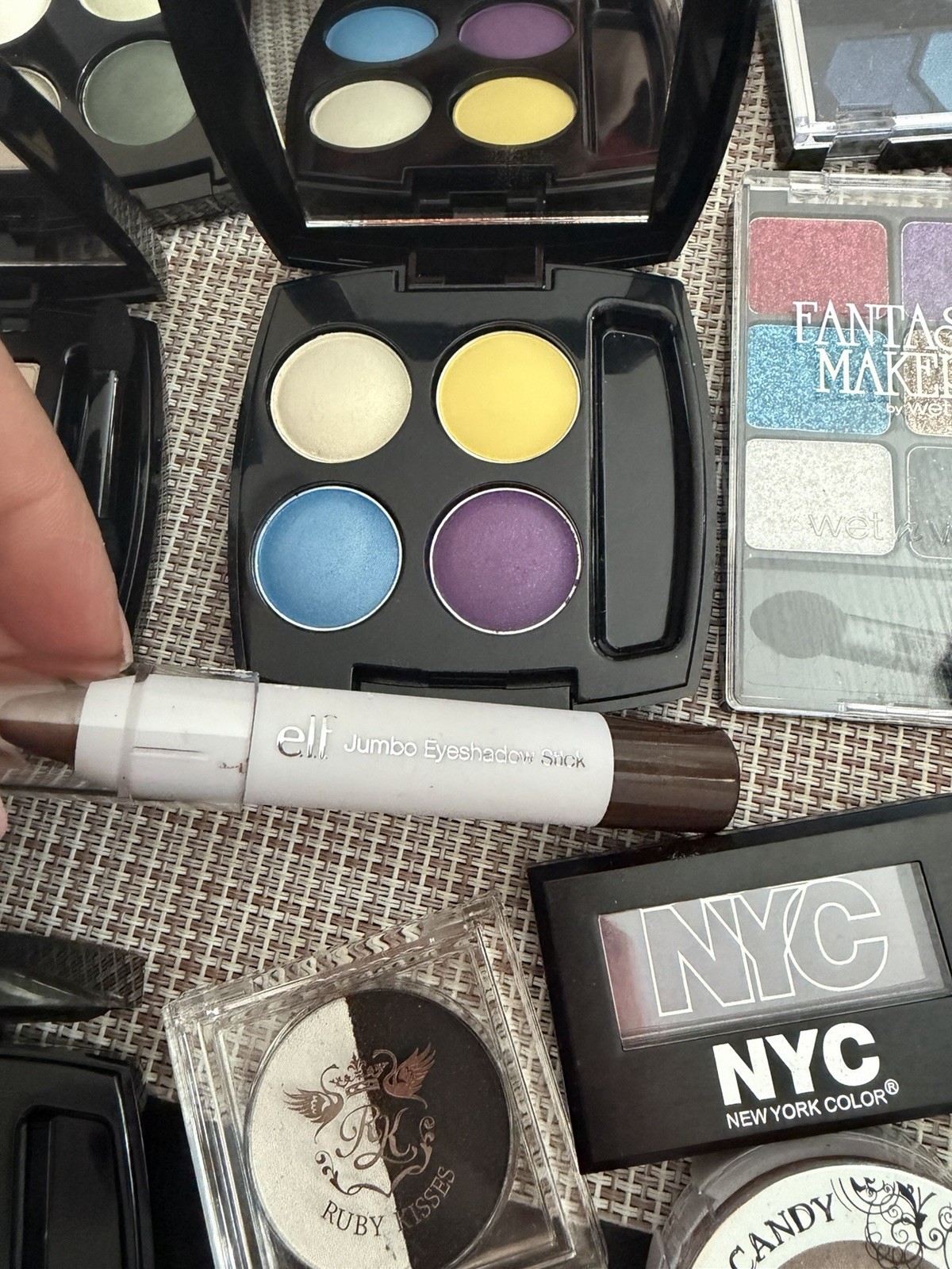 Mixed Makeup Lot Avon Loreal Almay CoverGirl Wet n Wild Eyeshadow Collection