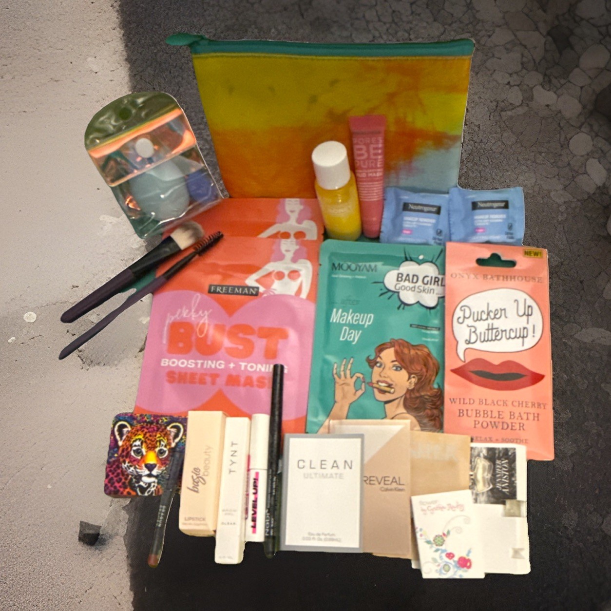 24 Pc Ispy & Other Mixed Lot Perfume Makeup Beauty Full Travel Sample Sizes ~NEW