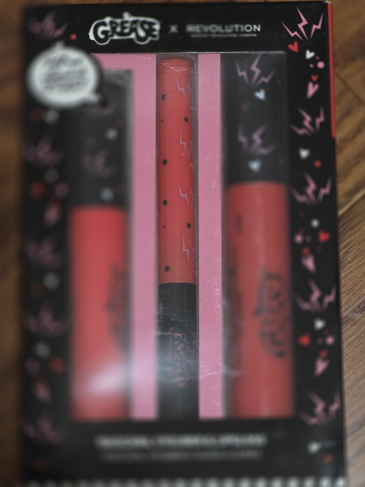 Makeup Revolution GREASE Makeup Set