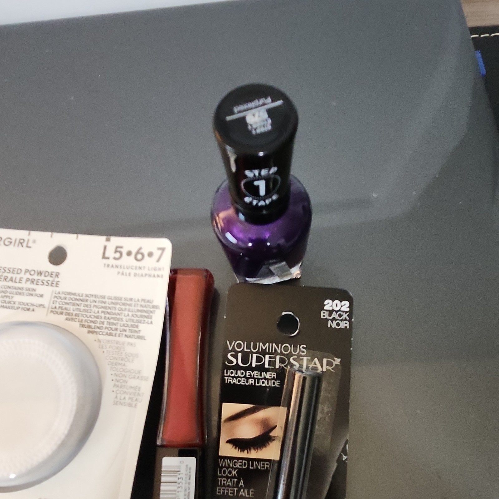 Mix bag nail,lip,Eyeliner, COVERGIRL,hansen,L’Oreal
