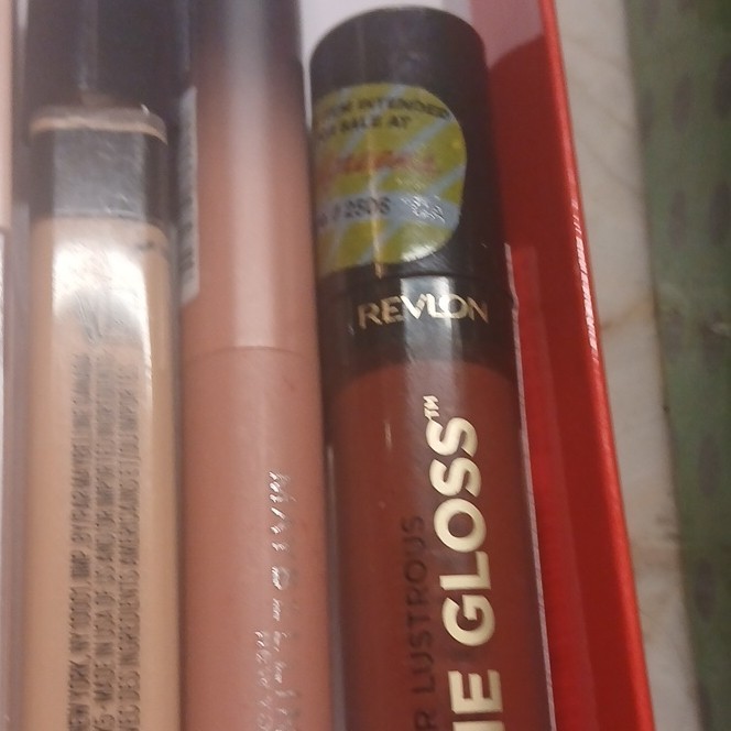 L’Oréal, Maybelline, Revlon, Milani Lipstick, Lip Gloss, True Match, Fit Me, Mi…