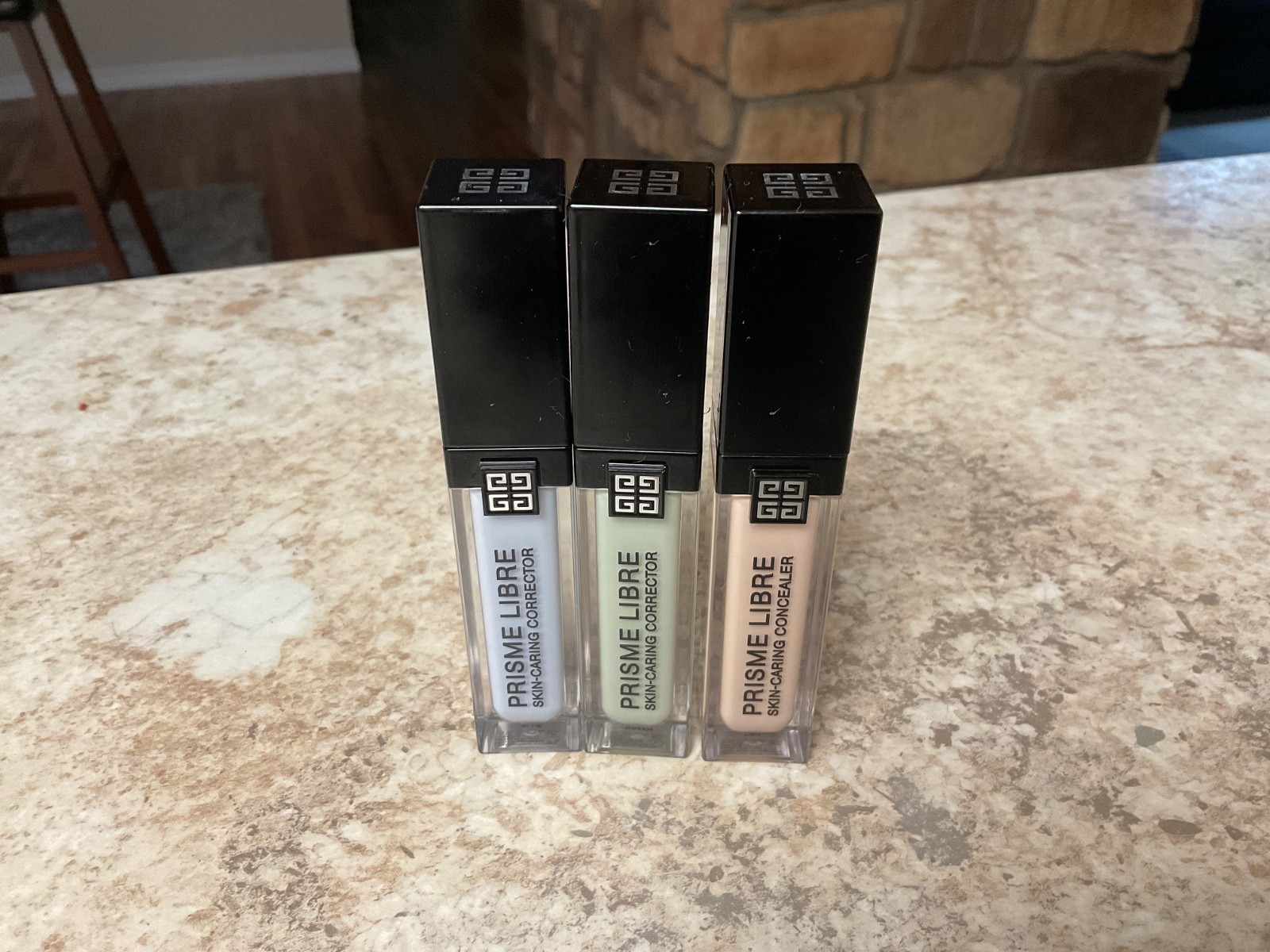 Set of 27 makeup products: Armani,Givenchy, Lancôme, Clinique, Laura Geller …