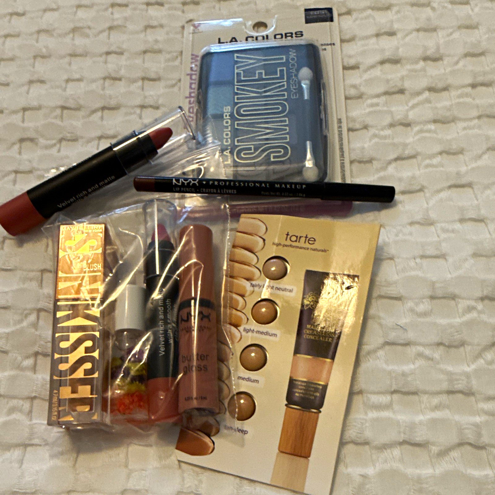 Assorted L.A. Colors Smokey Eyeshadow + NYX Lip Pencil + Butter Gloss Lot