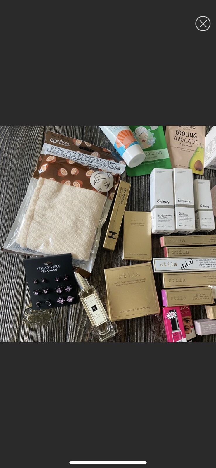 Beauty care make up lot ! Chanel STILA the Ordinary Estée Lauder lipgloss