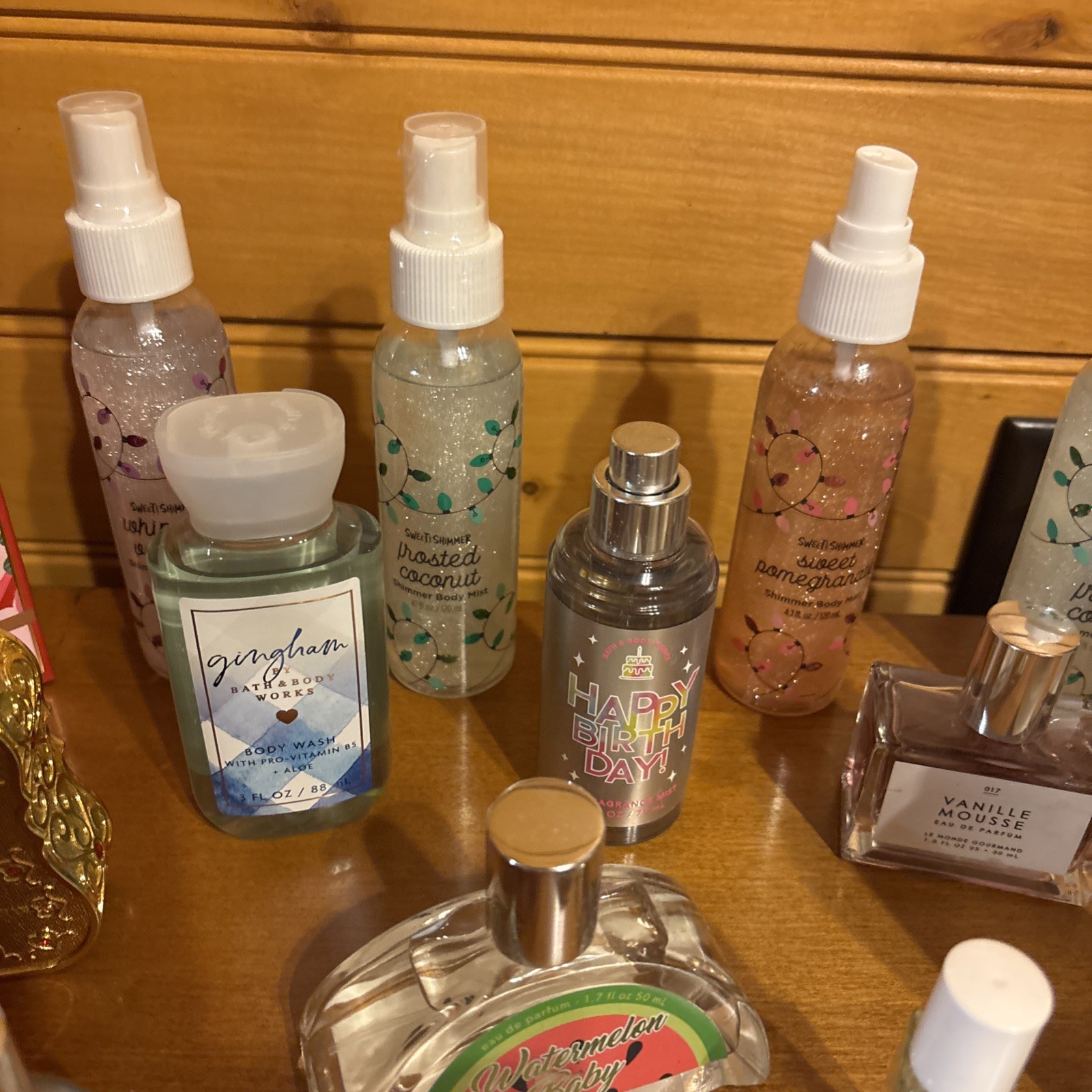 22 Pieces High End Mixed Beauty PERFUME SKINCARE Lot Juliette Gun