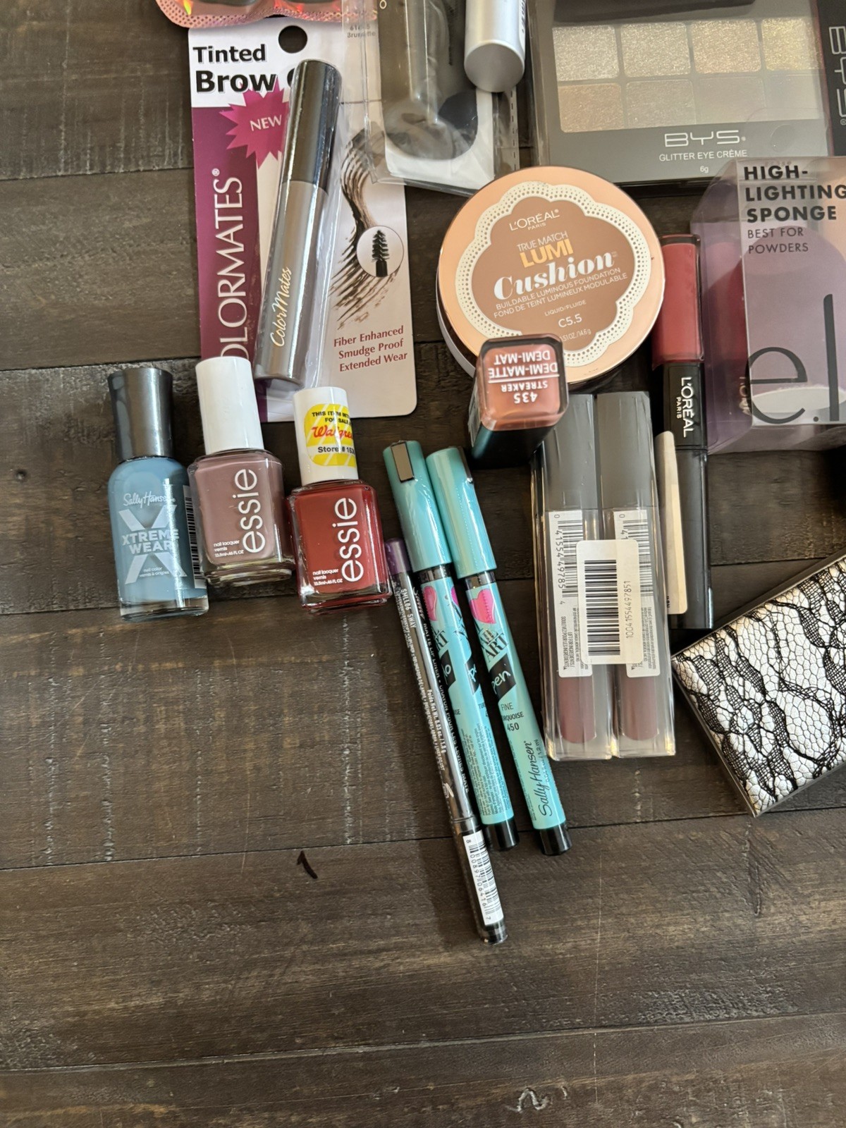 25 Assorted Full Size Mixed Makeup & Beauty Lot- As seen in photos- Box 605