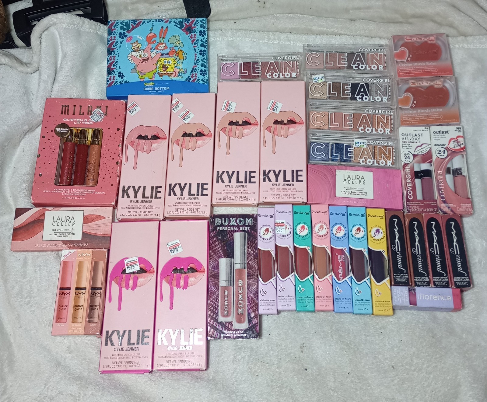 AFFORDABLE MAKEUP (READ DESCRIPTION)